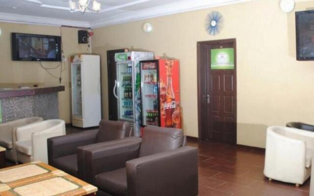 Indices Suites And Gardens
