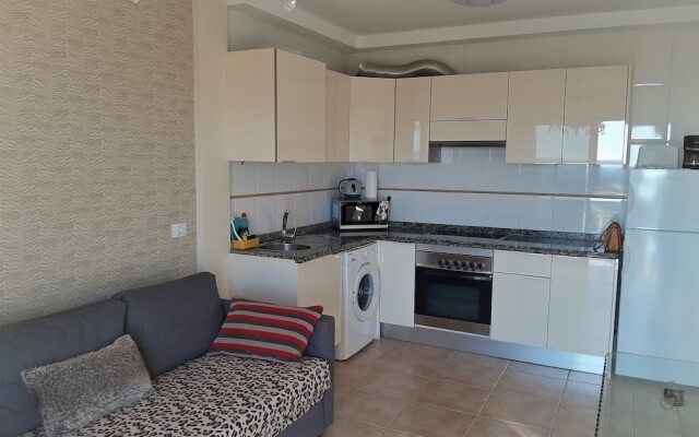 Las Vistas Apartments