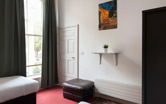 Metrostays - O'Connell Street 84-1