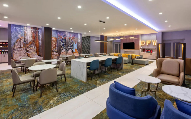 La Quinta Inn & Suites by Wyndham DeSoto