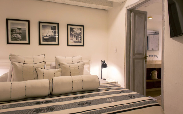 Leones de Alba Hotel Boutique