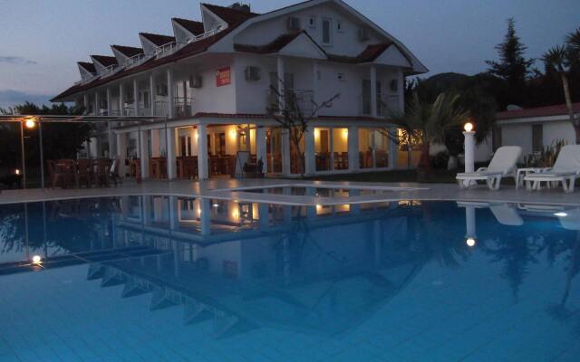 Yavuz Hotel
