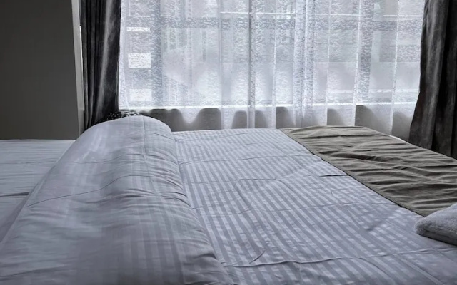 Nairobi Airbnb - Fast Wifi, Swimming Pool, gym