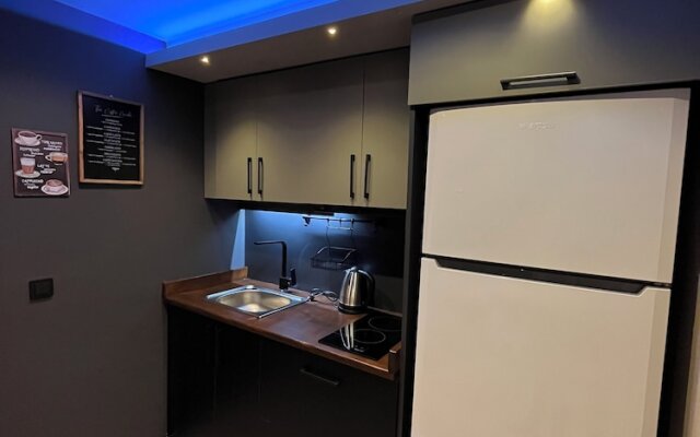 Thalia Suites Hotel