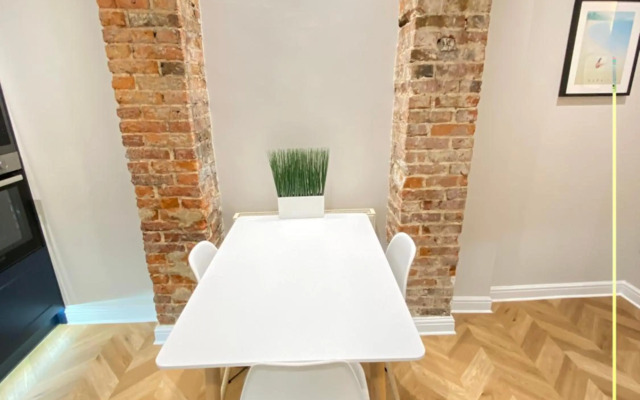 Scarborough Stays - Captain Bay Apartments