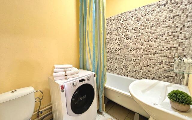 Ростов Посуточно на улице Андреева 8