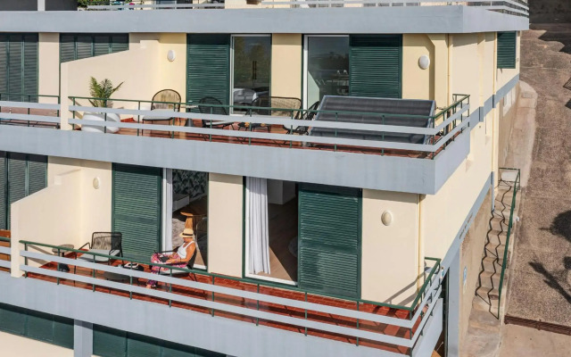 Lido I by An Island Apart