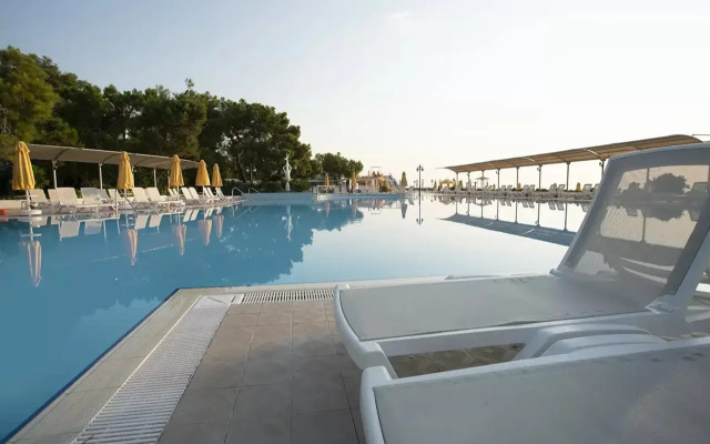 Perre La Mer Hotel Resort & Spa