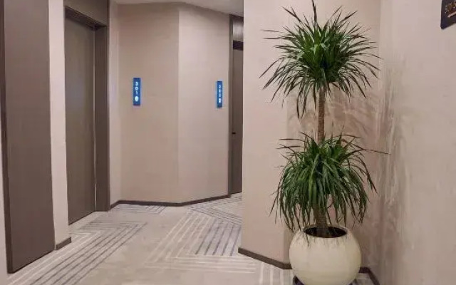 Sanchuan Hotel