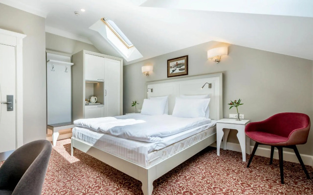 Ratonda Centrum Hotel