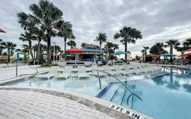 2127lc- Windsor Island 10 Bedroom Home by RedAwning