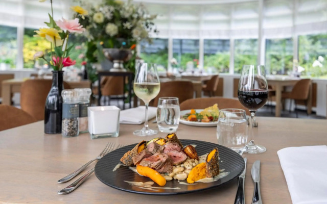 Fletcher Hotel - Restaurant De Witte Raaf