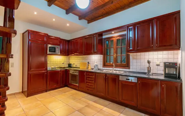 Beachfront Villa Benele
