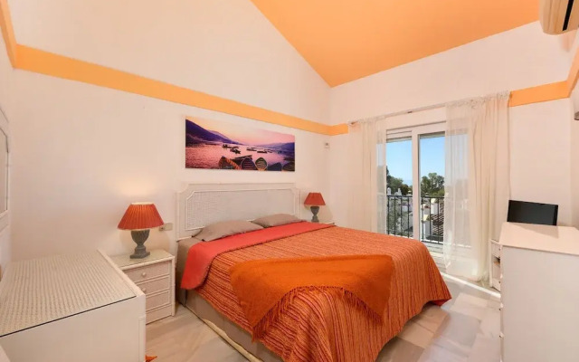 Townhouse Monique Calahonda Canovas (VC)