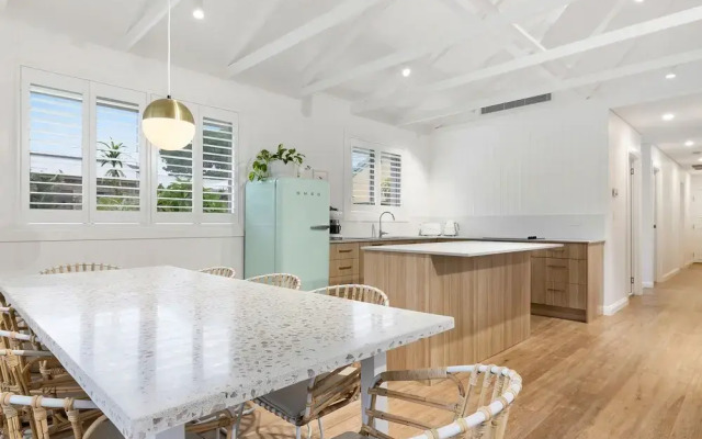 A PERFECT STAY - Sunset Beach