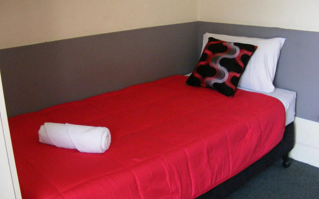 Motel Lodge