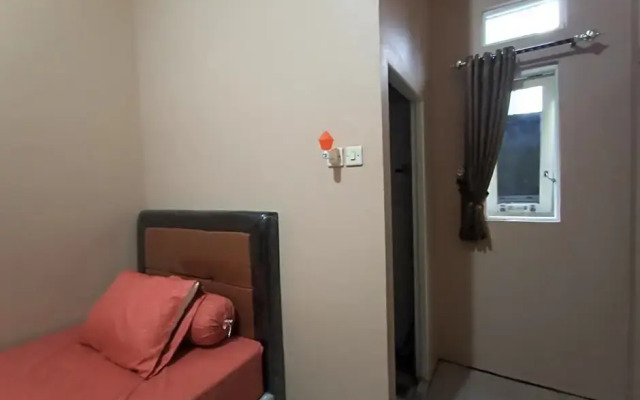 SPOT ON 3525 Penginapan Magnolia Syariah