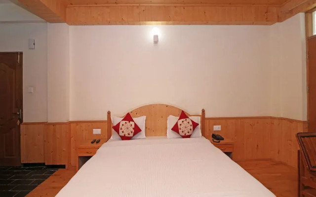 OYO 13697 Home Grand Hill View Naggar Road