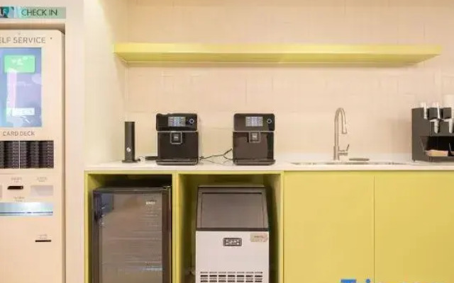 Workers Hotel Ansan by Aank