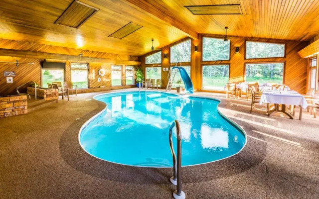 Rustlers Lodge