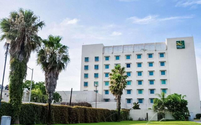 Quality Inn Monterrey La Fe