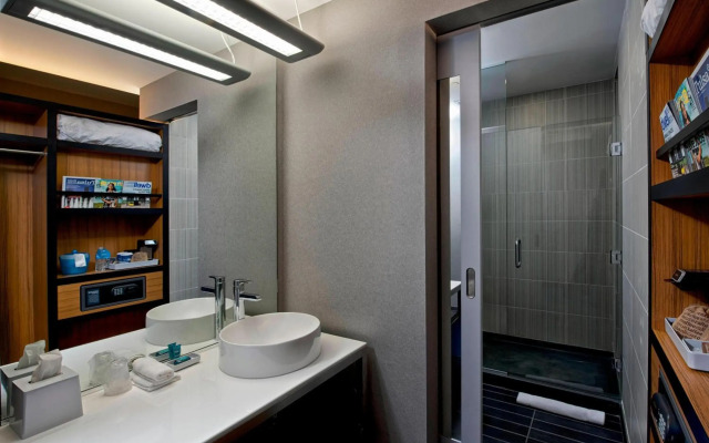 Aloft Tulsa Downtown