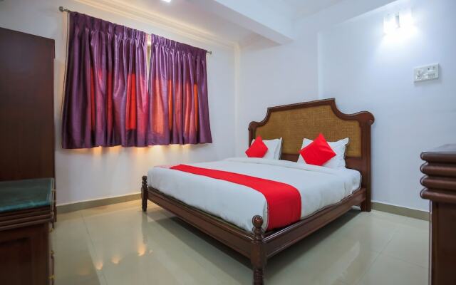 OYO 18647 Pandav City Hotel