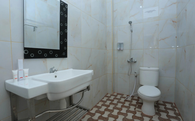 OYO 1864 Tiara Guest House