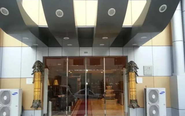 Sahari Plus Hotel Suites