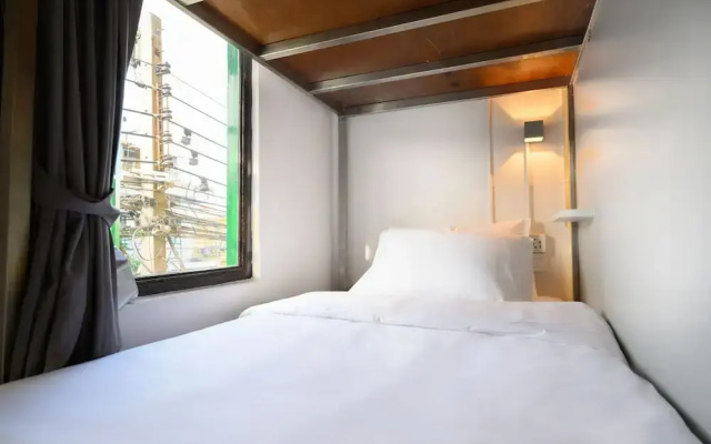 REST IS MORE Hostel