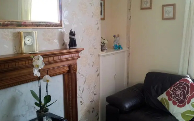 Queen Street Cottage