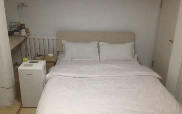 Celebrity Guesthouse Dalian