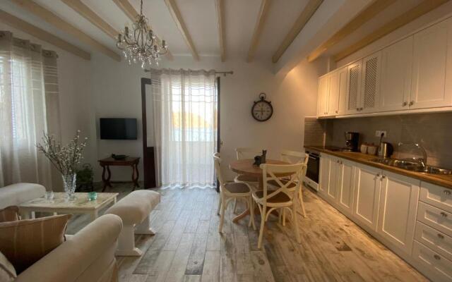 Petridi Maria Suites & Apartments