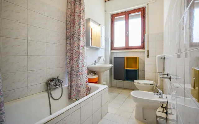 Beautiful Apartment in Viareggio With 3 Bedrooms and Wifi