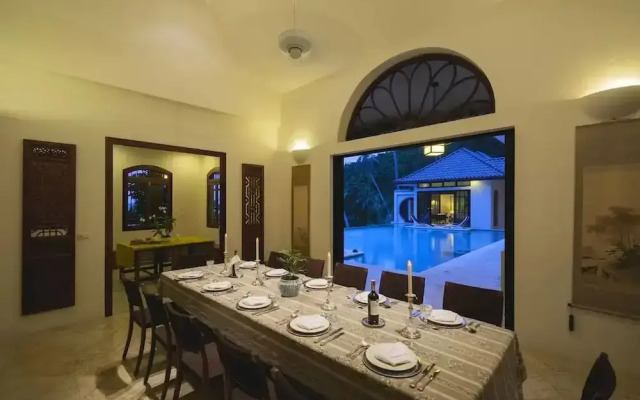 Luxury Private Beachfront Haileng Villa