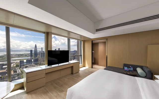 Renaissance Shenzhen Bay Hotel