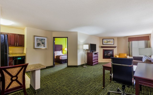 Staybridge Suites Cedar Rapids North, an IHG Hotel