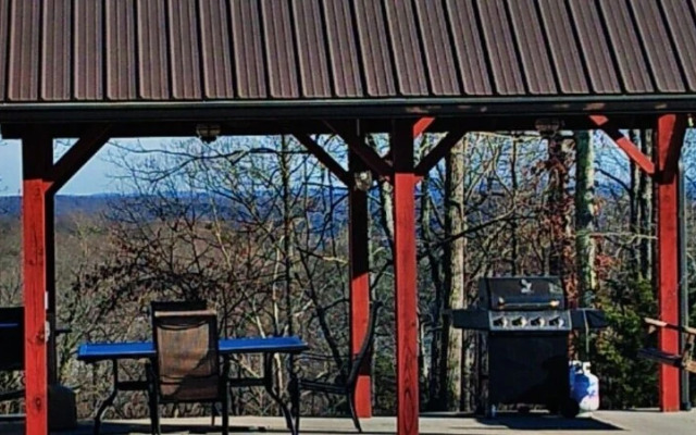 Timber Pointe Resort