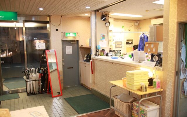 Hotel Mikado - Hostel