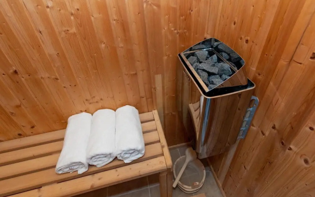 Awesome Home in Klek With Wifi and 4 Bedrooms