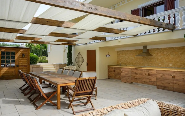 Peaceful Villa With Private Heated Pool Jacuzzi