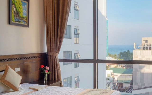 Holiday Central Nha Trang – Guest Rooms – Nha Trang