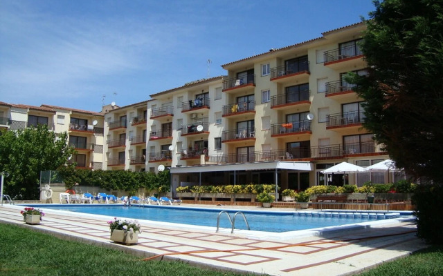 Payet Apartments 4-6 Personas