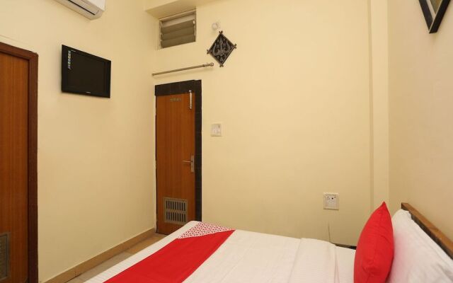 Oyo 24097 Hotel Gangotri