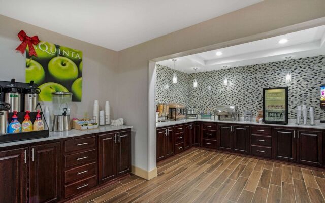 La Quinta Inn & Suites Norwich Plainfield Casino