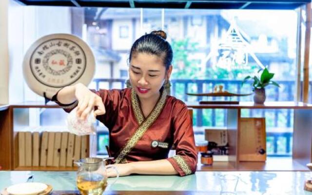 James Joyce Coffetel Xishuangbanna Manjinglan Ancient City