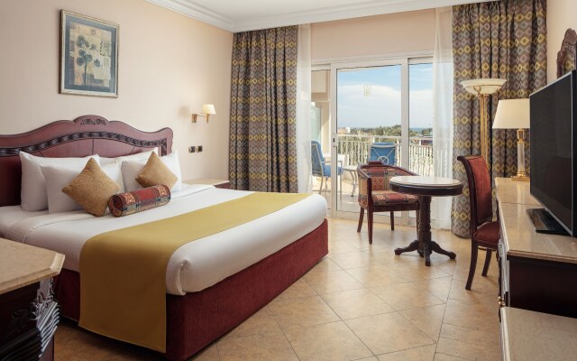 Palm Royale Resort - Soma Bay