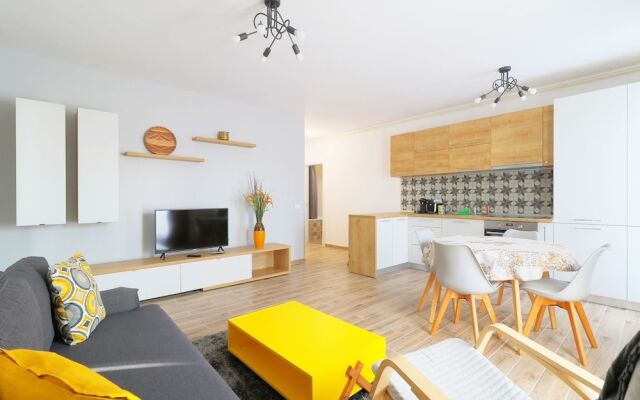 Apartment Stylish Near Otopeni Airport