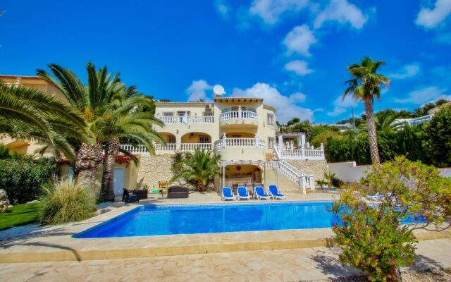 Fabya - Sea View Villa With Private Pool In Teulada