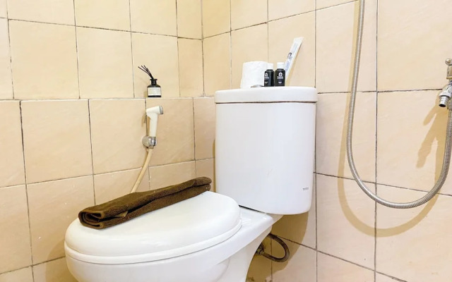 Good Choice And Elegant 2Br At Green Pramuka City Apartment